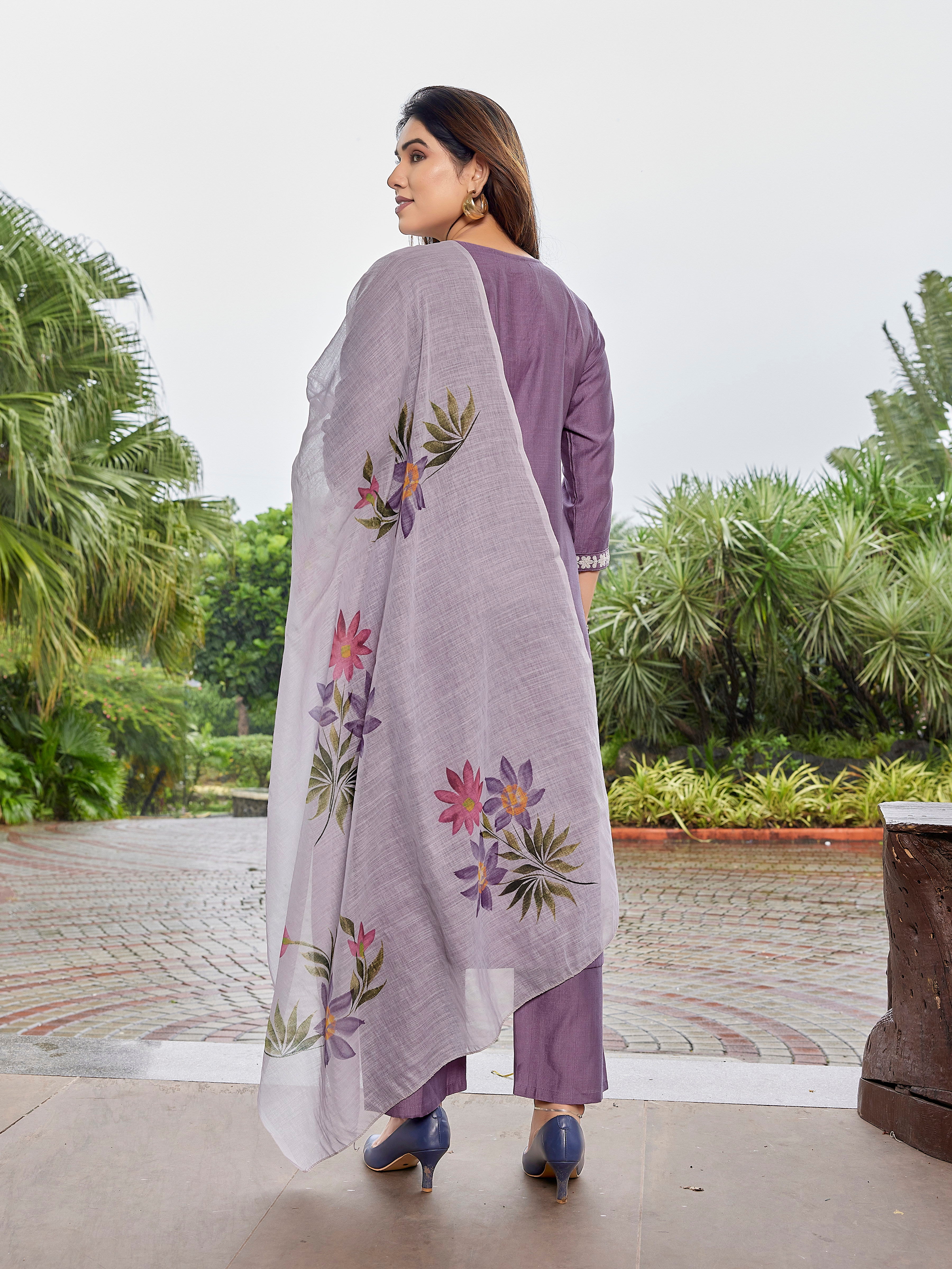 Vertical Silk Embroidered Purple Kurta Pant Set with Brush Print Dupatta