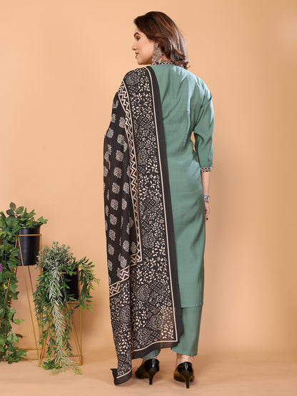 Roman Silk Kurta Pant Set with Ajrakh Muslin Dupatta, Gray Print & Handwork